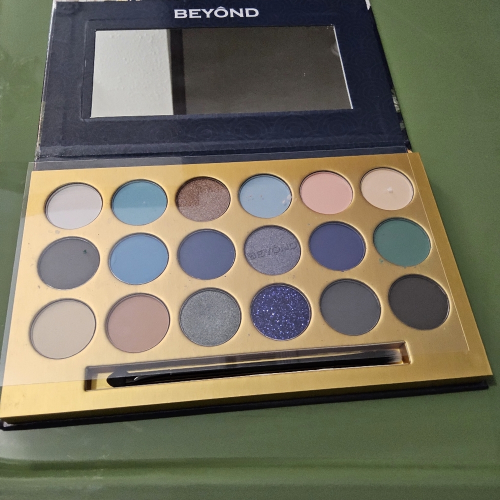 Beyond Eyeshadow palette